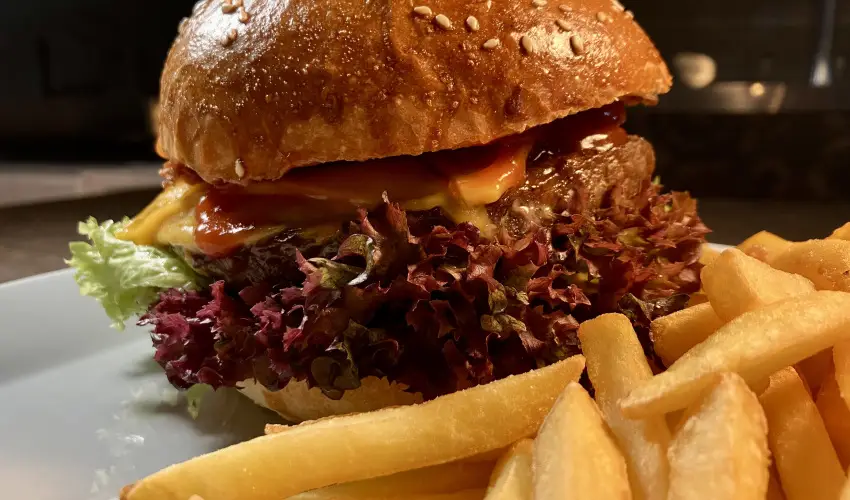 reg-t Hotel Tata - Pnksd