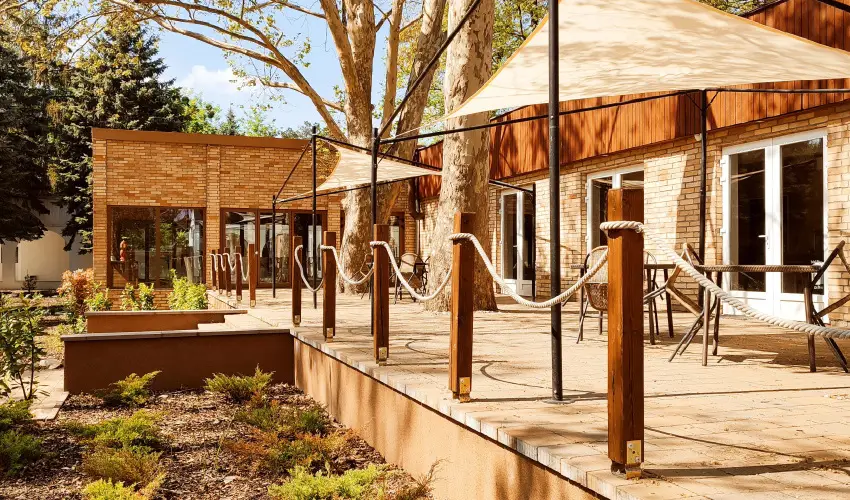 reg-t Hotel Tata - Pnksd