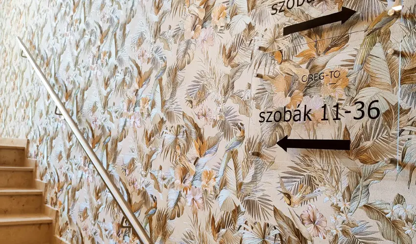 reg-t Hotel Tata - Pnksd