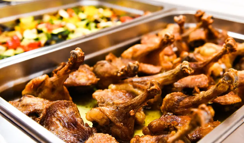 Outlet Hotel Polgr Polgr - Pnksd 