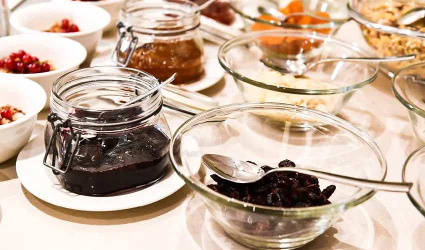 Outlet Hotel Polgr Polgr - Pnksd 