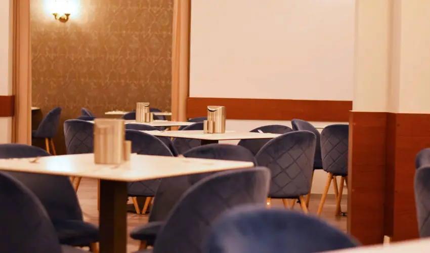 Palatinus Hotel Sopron - Pnksd - teljes elrefizetssel (min. 3 j)