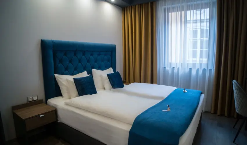 Palatinus Hotel Sopron - Pnksd - teljes elrefizetssel (min. 3 j)