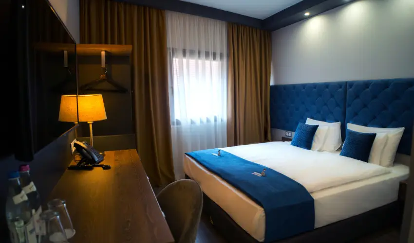 Palatinus Hotel Sopron - Pnksd - teljes elrefizetssel (min. 3 j)