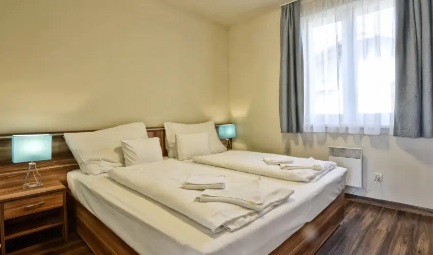 Pandora Zsry Apartmanok Mezkvesd - Pnksd 