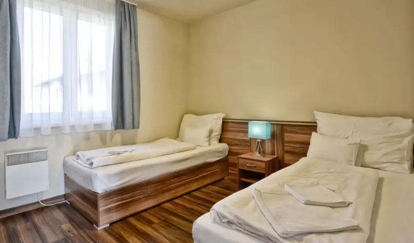 Pandora Zsry Apartmanok Mezkvesd - Pnksd 