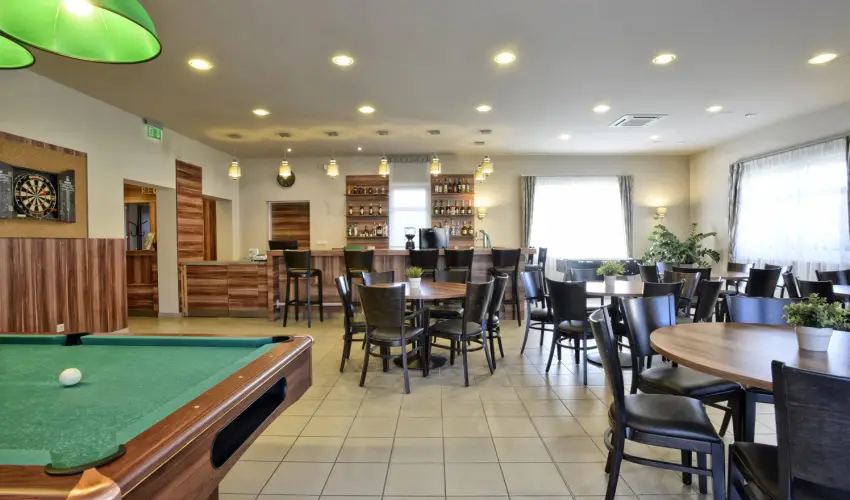 Pandora Zsry Apartmanok Mezkvesd - Pnksd 