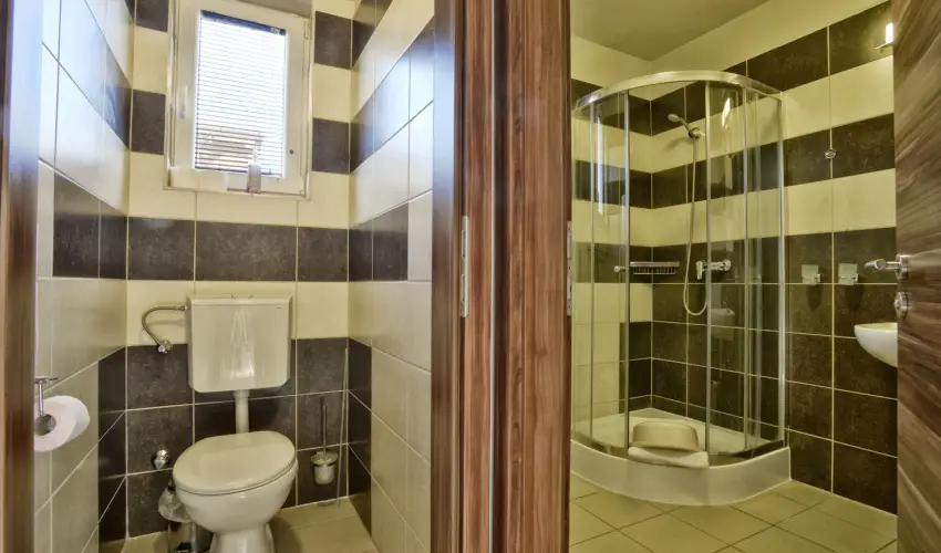 Pandora Zsry Apartmanok Mezkvesd - Pnksd 