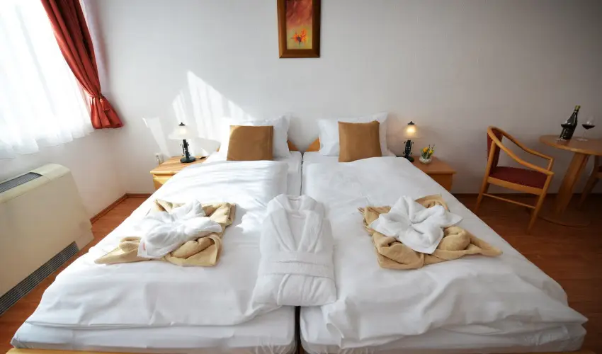 Panorma Hotel Noszvaj Noszvaj - Pnksd 