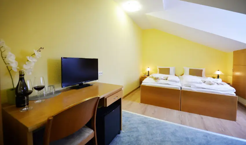 Panorma Hotel Noszvaj Noszvaj - Pnksd 