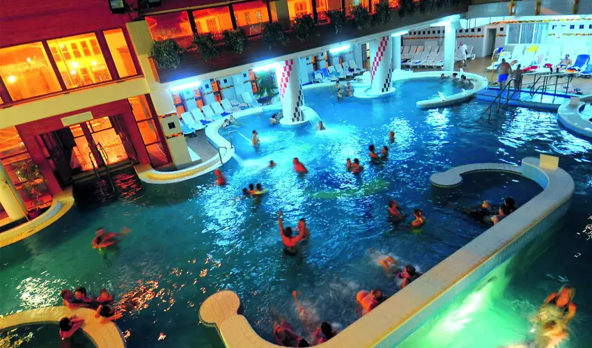 Park Inn by Radisson Zalakaros Resort & Spa Zalakaros - Pnksdi hosszhtvge (min. 3 j)