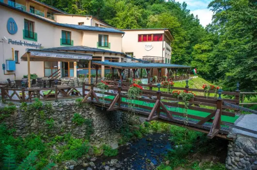 Patak Park Hotel - P�nk�sd (min. 3 �j)