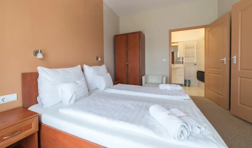 Pelso Panzi Balatonmriafrd - Pnksd (min. 3 j)