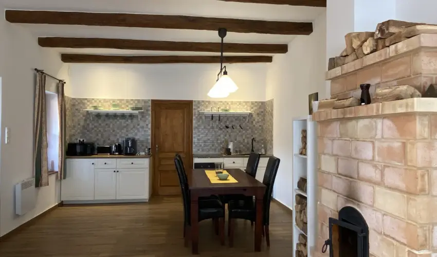 Pilis Lelke Vendghz Pilisszentllek - Pnksd (min. 2 j)