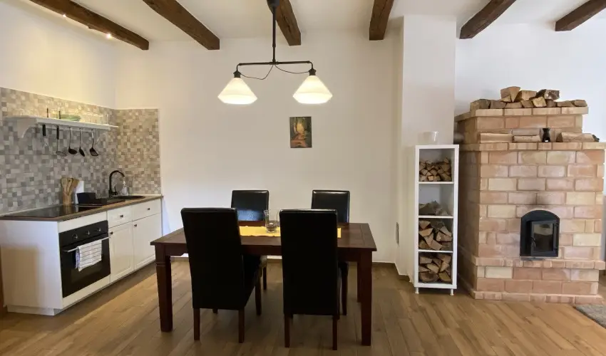 Pilis Lelke Vendghz Pilisszentllek - Pnksd (min. 2 j)