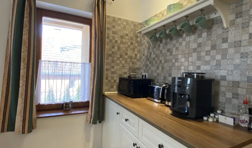 Pilis Lelke Vendghz Pilisszentllek - Pnksd (min. 2 j)