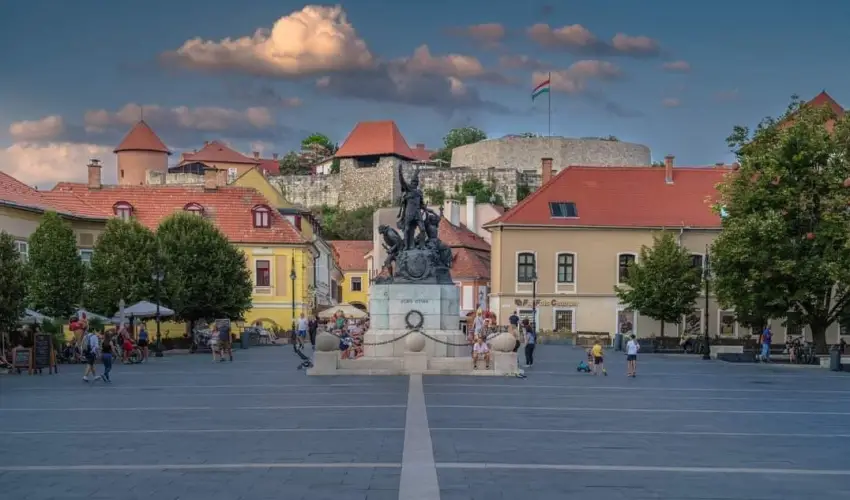 Pitypang Apartman Eger - Pnksd (min. 2 j)