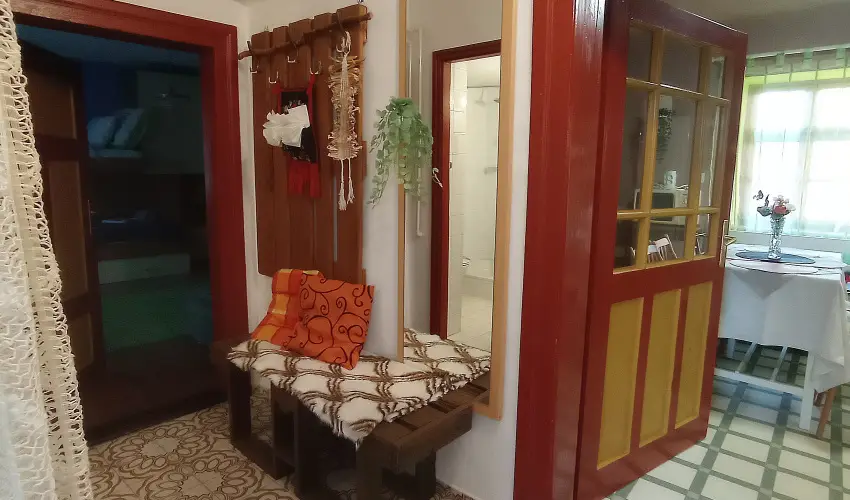 Pni Kuck Vendghz s Minifarm  Hosszvlgy - Pnksd