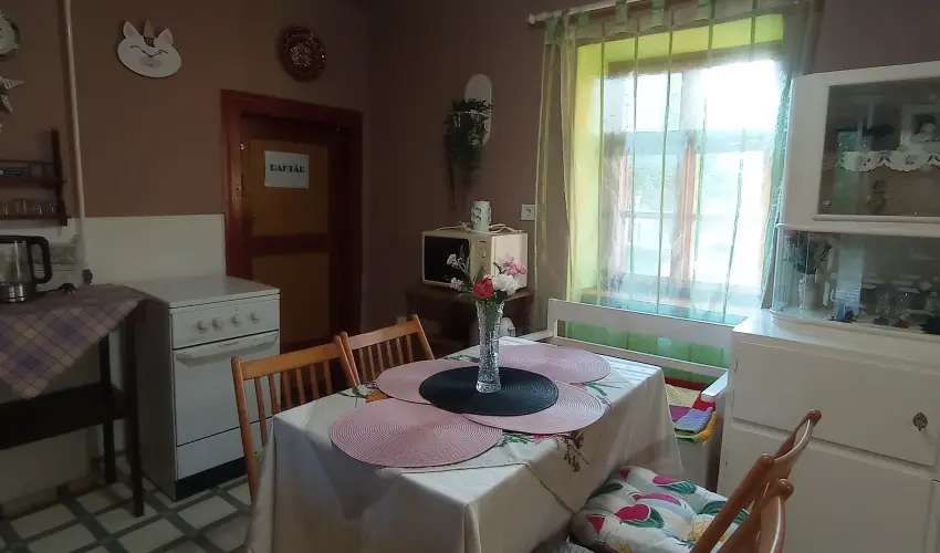 Pni Kuck Vendghz s Minifarm  Hosszvlgy - Pnksd