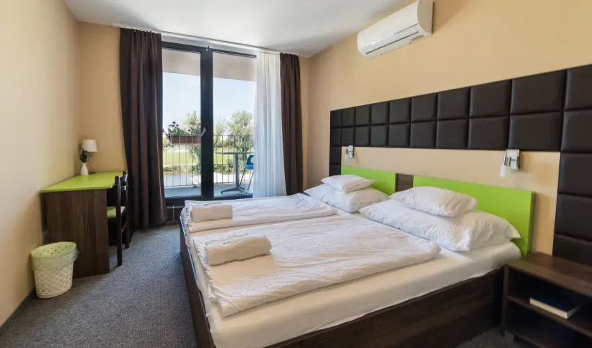 Port tterem & Panzi Balatonmriafrd - Pnksd (min. 3 j)