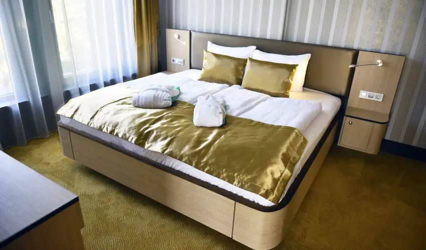 Portobello Wellness & Yacht Hotel Esztergom Esztergom - Pnksd 