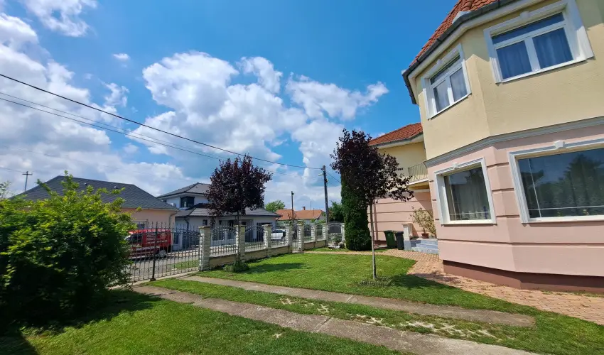 Prima Villa 2 Hajdszoboszl - Pnksd