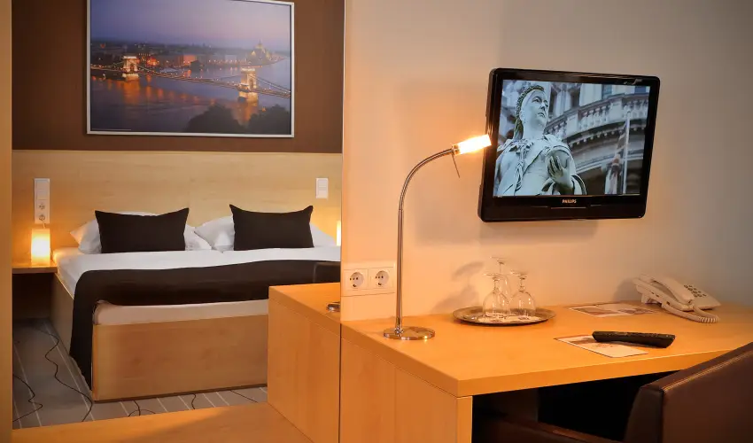 Promenade City Hotel Budapest - Pnksd - teljes elrefizetssel