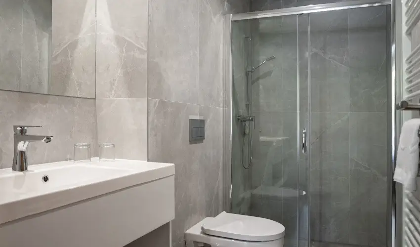 R31 Residence Srvr - Pnksd (min. 2 j)