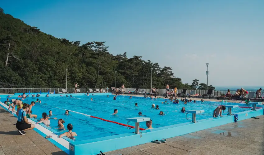 R�k�czi Hotel, T�bor �s Rendezv�nyk�zpont S�toralja�jhely - P�nk�sd