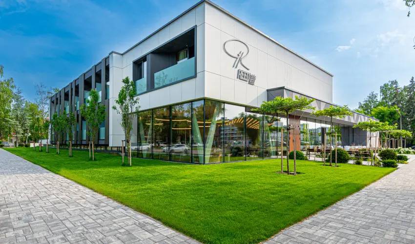 REED Luxury Hotel & Bistro Sifok - Pnksd