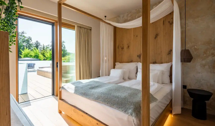 REED Luxury Hotel & Bistro Sifok - Pnksd