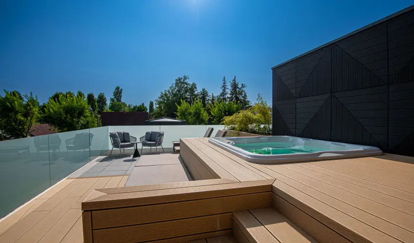 REED Luxury Hotel & Bistro Sifok - Pnksd