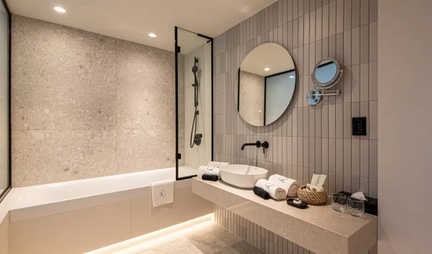 REED Luxury Hotel & Bistro Sifok - Pnksd