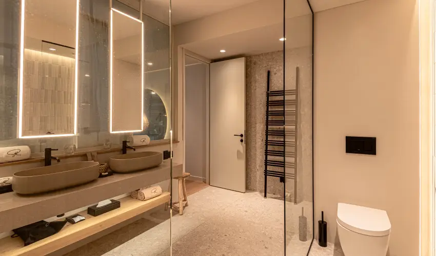 REED Luxury Hotel & Bistro Sifok - Pnksd