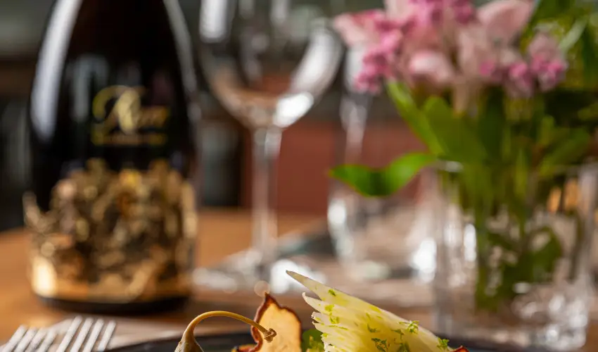 REED Luxury Hotel & Bistro Sifok - Pnksd