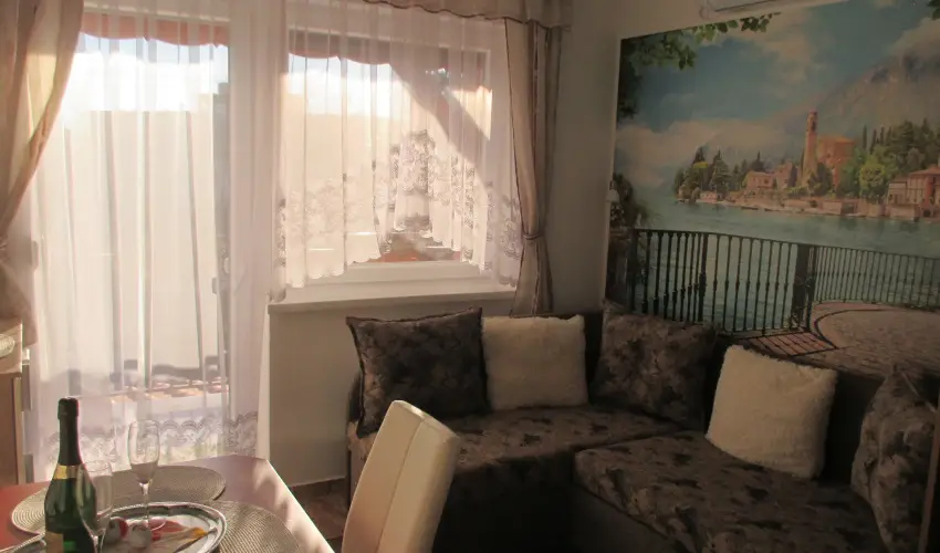 Riviera Apartman Hajd�szoboszl� - P�nk�sd (min. 2 �j)