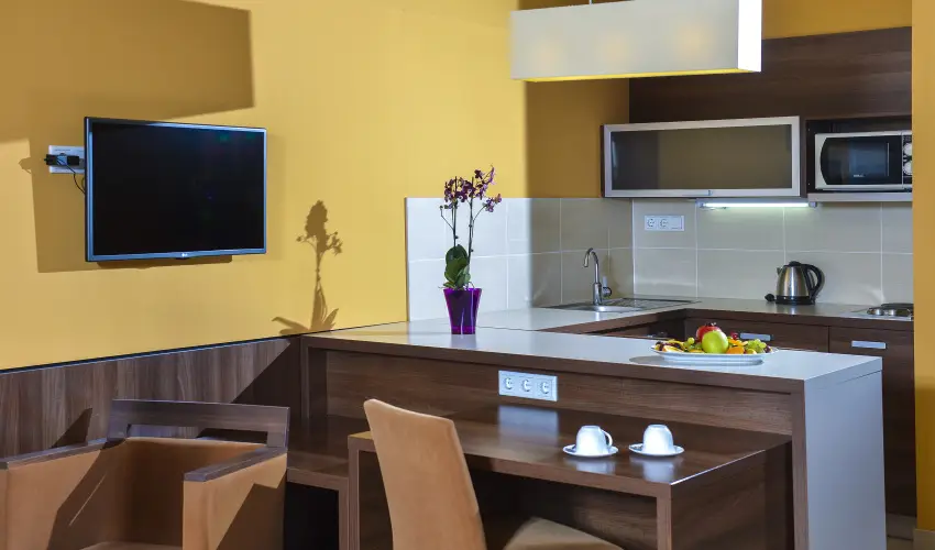 Royal Club Hotel Visegrd - Pnksd - teljes elrefizetssel (min. 2 j)