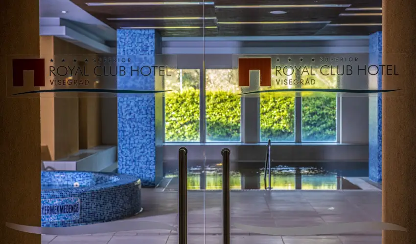 Royal Club Hotel Visegrd - Pnksd - teljes elrefizetssel (min. 2 j)