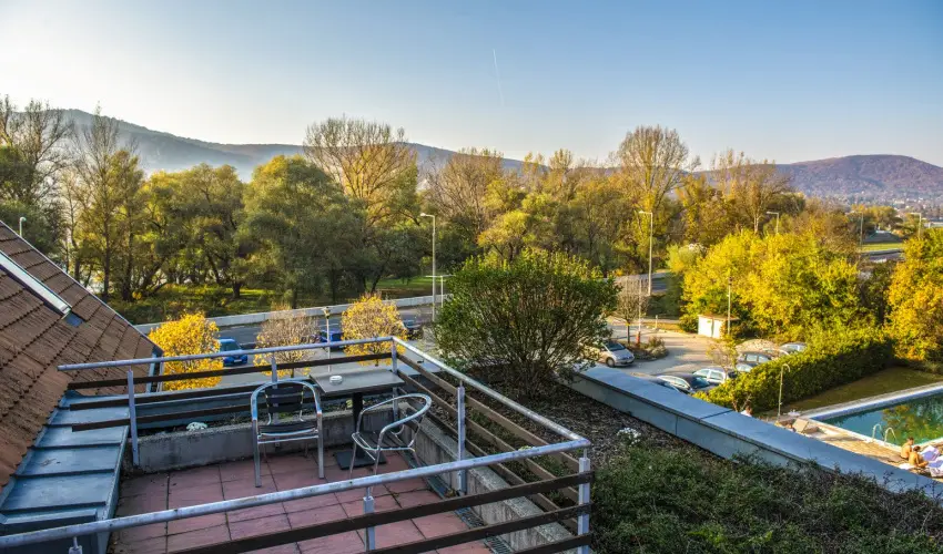 Royal Club Hotel Visegrd - Pnksd - teljes elrefizetssel (min. 2 j)