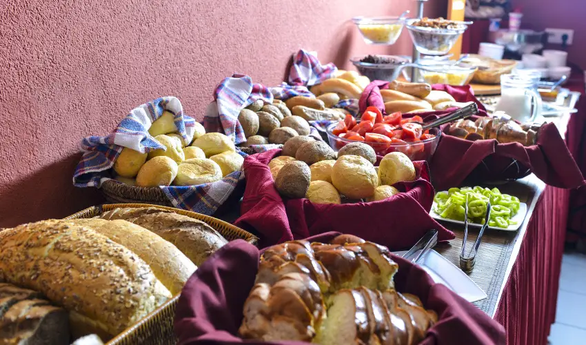 Royal Club Hotel Visegrd - Pnksd - teljes elrefizetssel (min. 2 j)