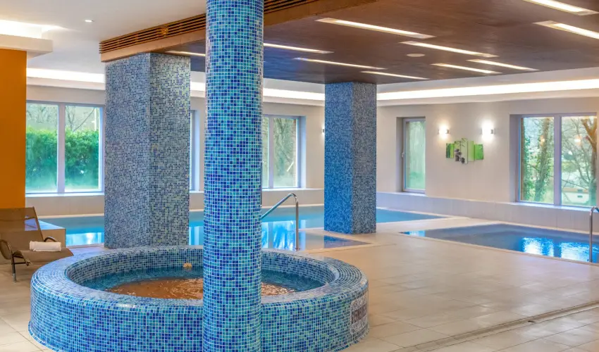 Royal Club Hotel Visegrd - Pnksd - teljes elrefizetssel (min. 2 j)