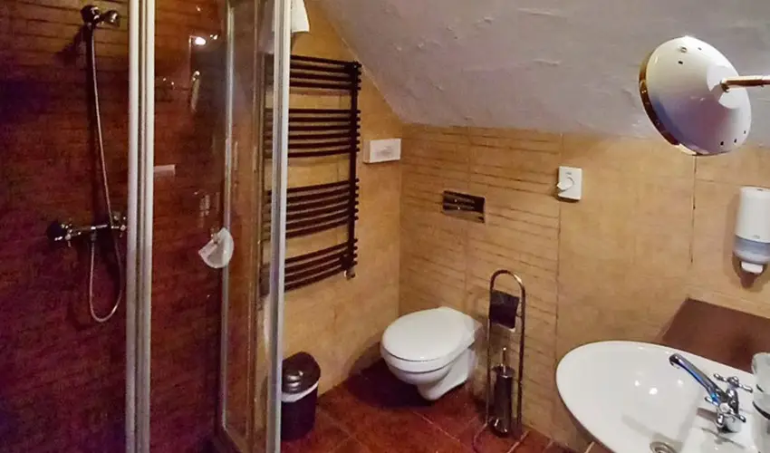 Sri Udvar Dunakiliti - Pnksd (min. 2 j)