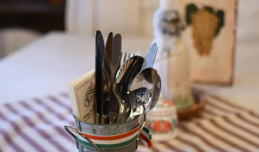 Sri Udvar Dunakiliti - Pnksd (min. 2 j)