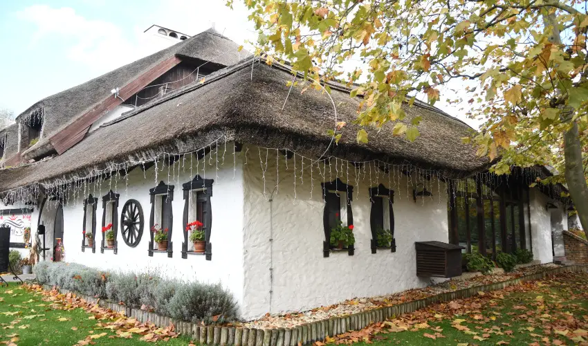 Sri Udvar Dunakiliti - Pnksd (min. 2 j)