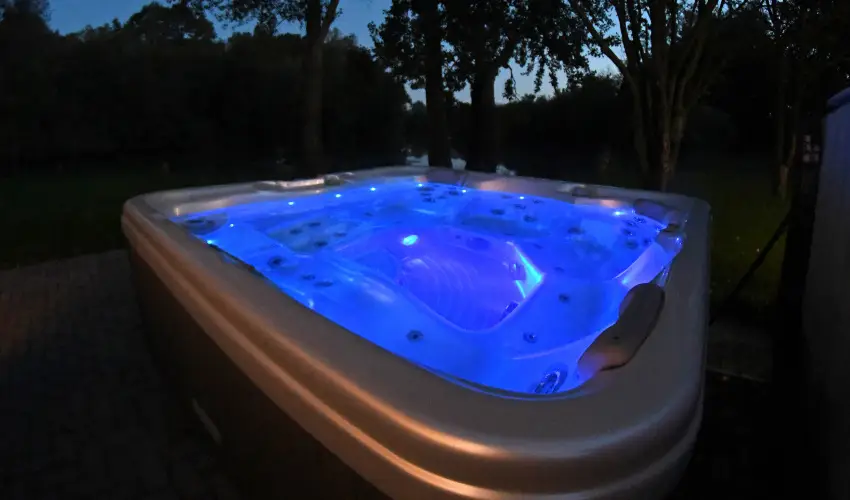 Sri Udvar Dunakiliti - Pnksd (min. 2 j)