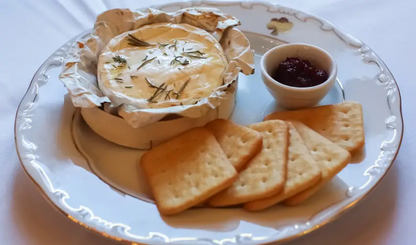 Sasr�ti Vad�szkast�ly Almamell�k - P�nk�sd