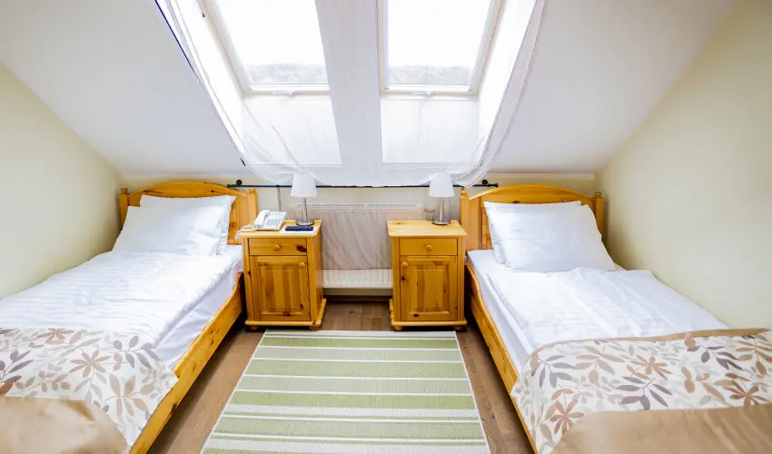 Sasr�ti Vad�szkast�ly Almamell�k - P�nk�sd