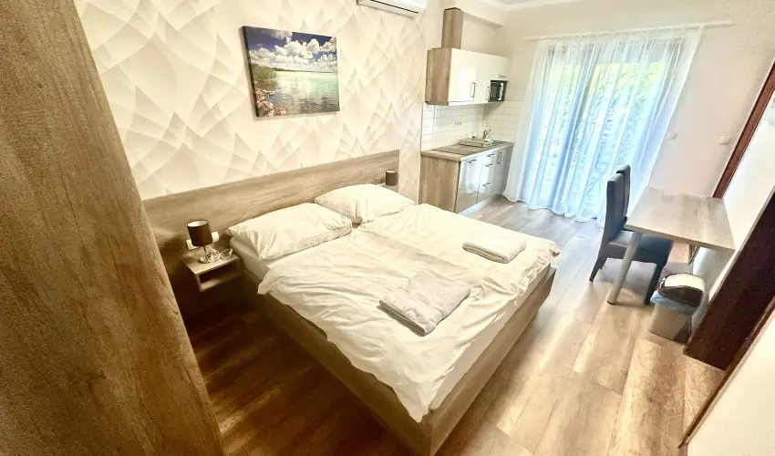 See Vend�gh�z Si�fok - P�nk�sd (min. 2 �j)