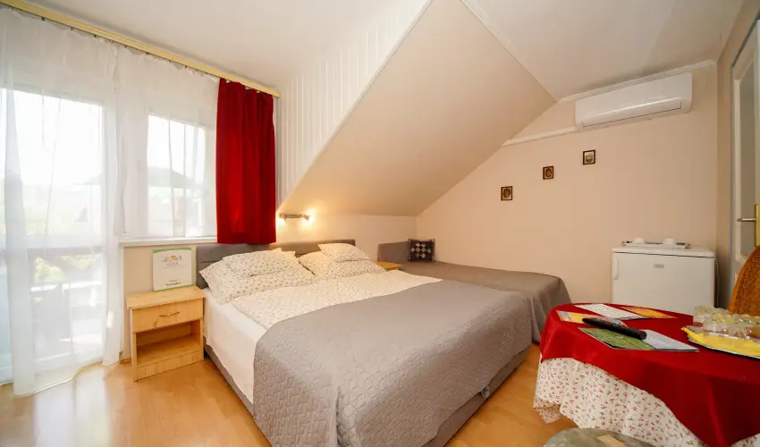 Siesta Vendghz Eger - Pnksd (min. 2 j)