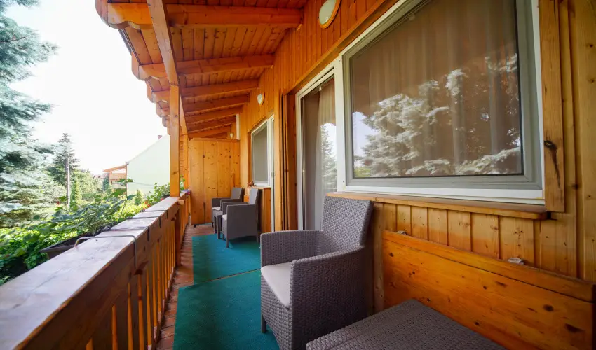 Siesta Vendghz Eger - Pnksd (min. 2 j)